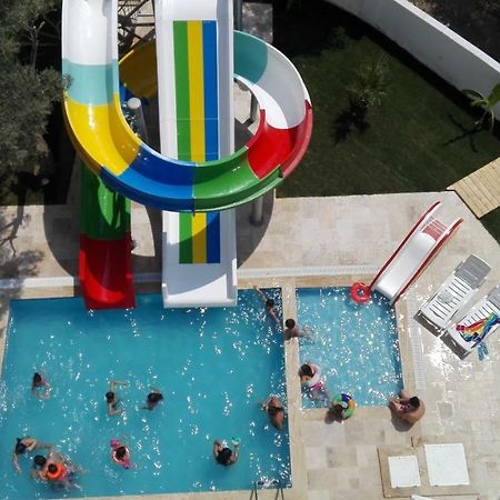 Nesa Palas Κουσάντασι Εξωτερικό φωτογραφία