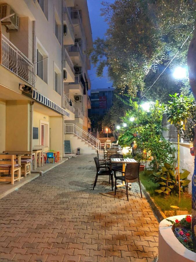 Nesa Palas Κουσάντασι Εξωτερικό φωτογραφία
