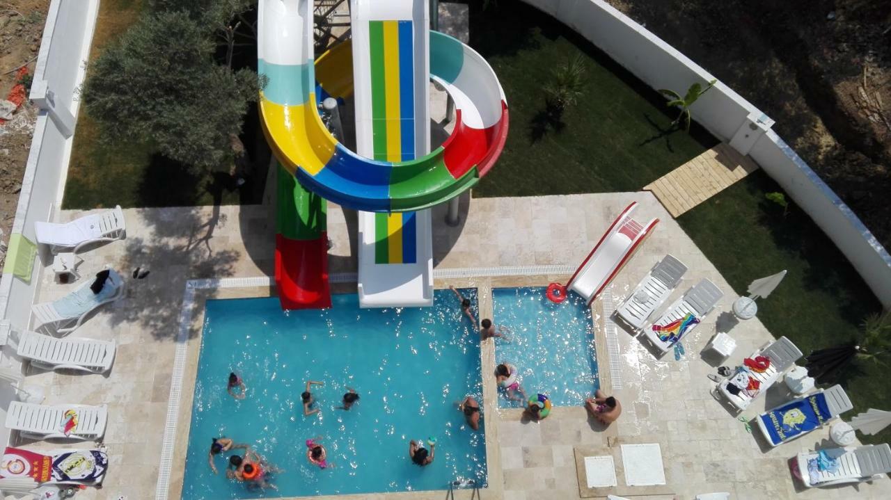 Nesa Palas Κουσάντασι Εξωτερικό φωτογραφία